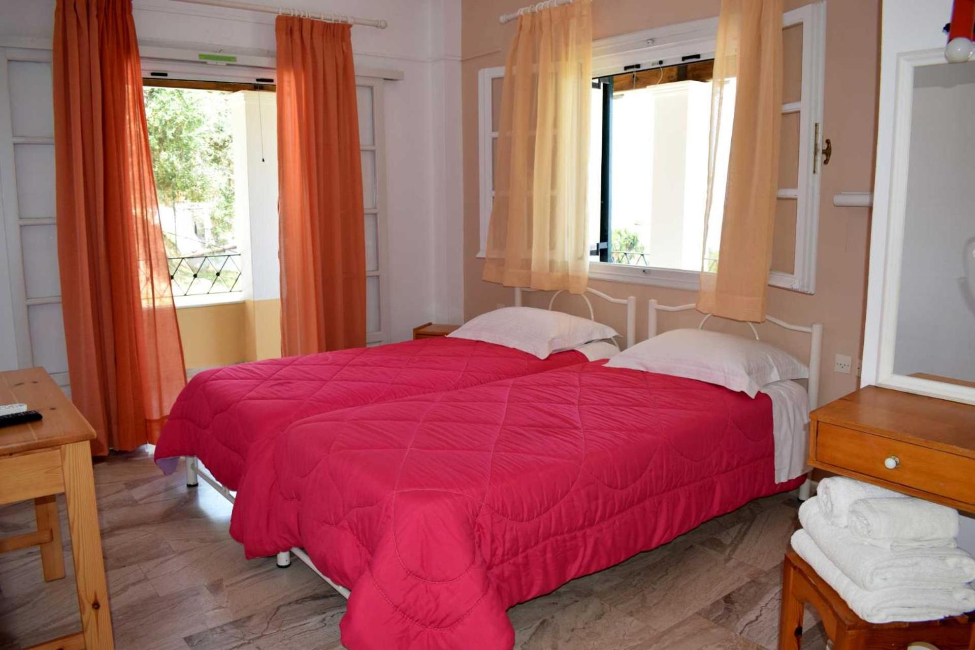 Rising Sun Apartments & Studios Беницес Стая снимка