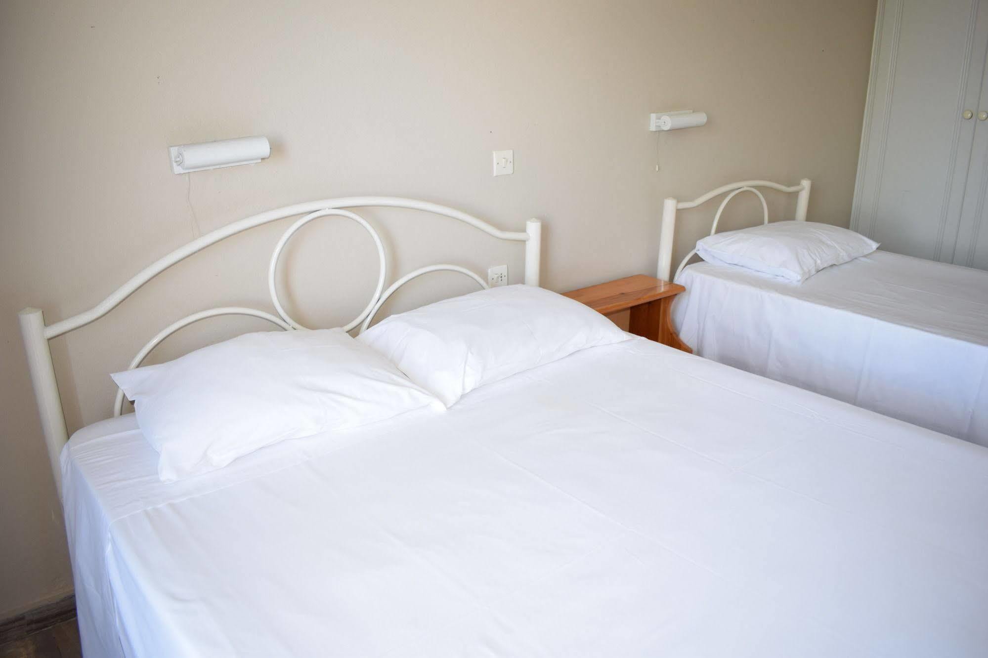 Rising Sun Apartments & Studios Беницес Екстериор снимка